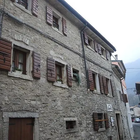 Agriturismo Crodi Farm stay *